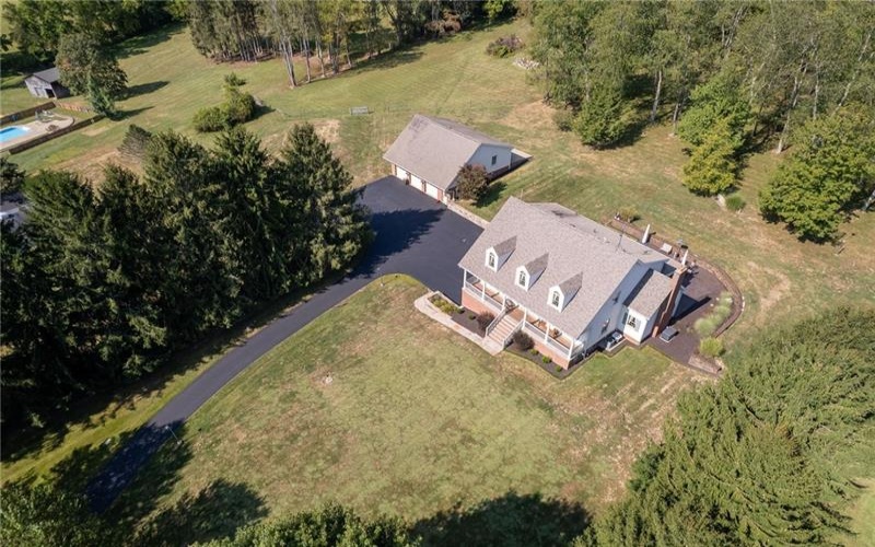 959 Bentleyville Rd, Charleroi, 15022, 4 Bedrooms Bedrooms, ,3.1 BathroomsBathrooms,Farm-acreage-lot,For Sale,Barn, Multi-purpose buildng,Bentleyville Rd,1760127