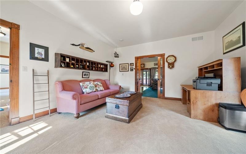 959 Bentleyville Rd, Charleroi, 15022, 4 Bedrooms Bedrooms, ,3.1 BathroomsBathrooms,Farm-acreage-lot,For Sale,Barn, Multi-purpose buildng,Bentleyville Rd,1760127