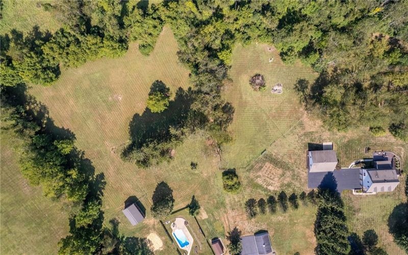 959 Bentleyville Rd, Charleroi, 15022, 4 Bedrooms Bedrooms, ,3.1 BathroomsBathrooms,Farm-acreage-lot,For Sale,Barn, Multi-purpose buildng,Bentleyville Rd,1760127