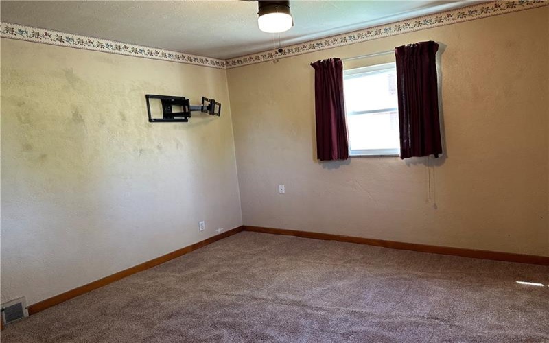 1311 Athalia Avenue, Monessen, 15062, 3 Bedrooms Bedrooms, 7 Rooms Rooms,1.1 BathroomsBathrooms,Residential,For Sale,Athalia Avenue,1760310