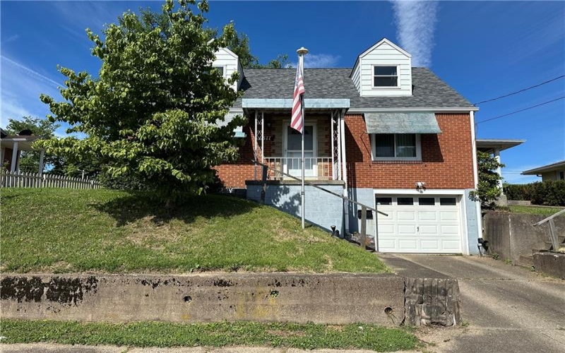 1311 Athalia Avenue, Monessen, 15062, 3 Bedrooms Bedrooms, 7 Rooms Rooms,1.1 BathroomsBathrooms,Residential,For Sale,Athalia Avenue,1760310