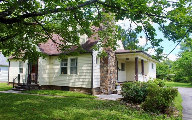 108 Coldren Street, Johnstown, 15904, 4 Bedrooms Bedrooms, ,2 BathroomsBathrooms,Residential,For Sale,Coldren Street,1750451