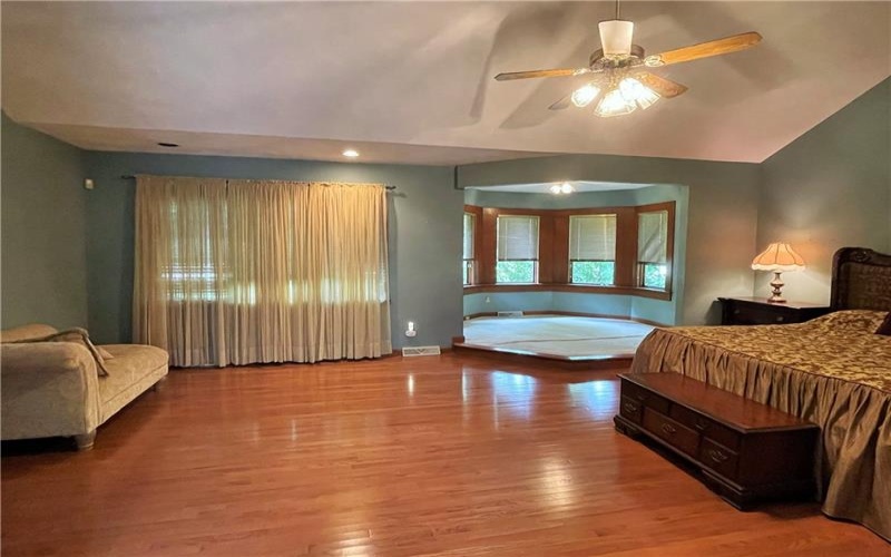 3008 WEDGEWOOD COURT, Murrysville, 15668, 4 Bedrooms Bedrooms, 14 Rooms Rooms,5.1 BathroomsBathrooms,Residential,For Sale,WEDGEWOOD COURT,1759938