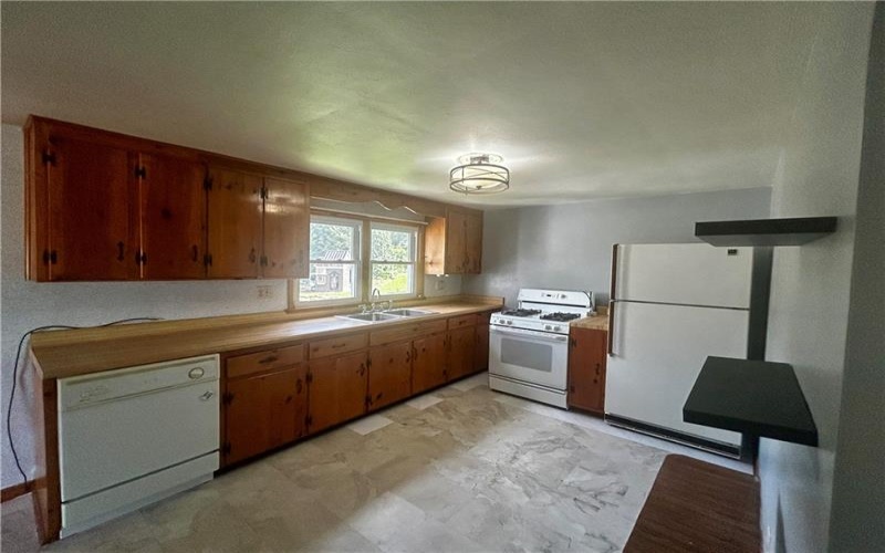 302 Orchard, Davidsville, 15928, 2 Bedrooms Bedrooms, ,1 BathroomBathrooms,Residential,For Sale,Orchard,1760179