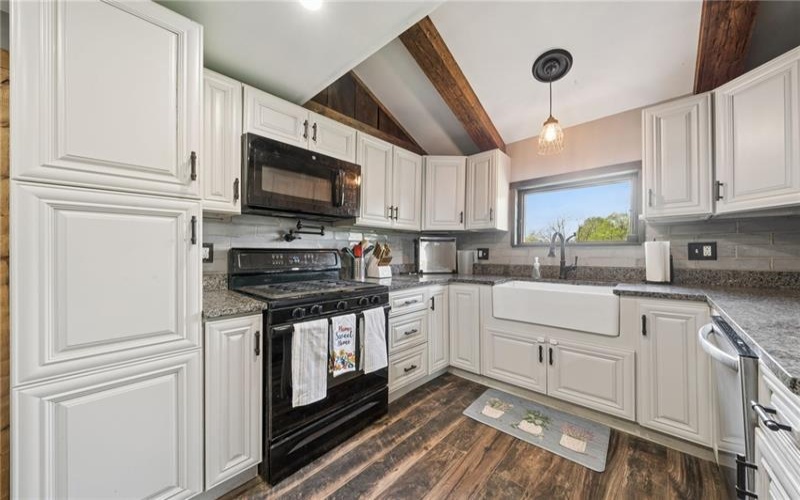 35 Bucey Rd, Burgettstown, 15021, 3 Bedrooms Bedrooms, ,1 BathroomBathrooms,Residential,For Sale,Bucey Rd,1760403