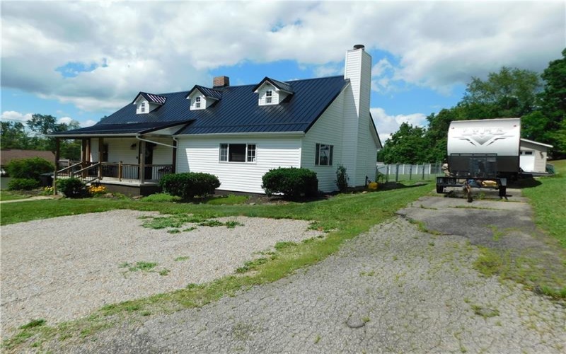 39 May Street, Fairchance, 15436, 3 Bedrooms Bedrooms, ,2 BathroomsBathrooms,Residential,For Sale,May Street,1760418
