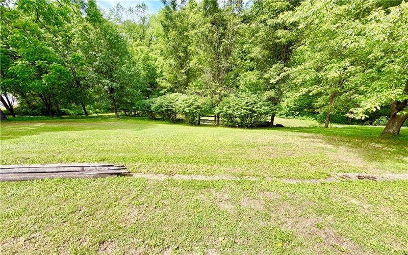 286 Willow Grove Road, Masontown, 15461, 2 Bedrooms Bedrooms, ,2 BathroomsBathrooms,Residential,For Sale,Willow Grove Road,1760468