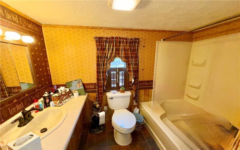 286 Willow Grove Road, Masontown, 15461, 2 Bedrooms Bedrooms, ,2 BathroomsBathrooms,Residential,For Sale,Willow Grove Road,1760468