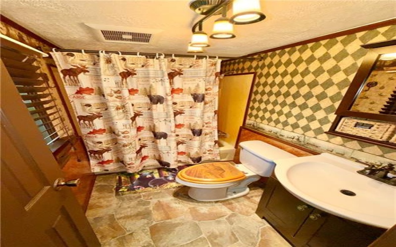 286 Willow Grove Road, Masontown, 15461, 2 Bedrooms Bedrooms, ,2 BathroomsBathrooms,Residential,For Sale,Willow Grove Road,1760468