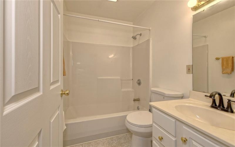 727 Dithridge St., Jeanette, 15644, 3 Bedrooms Bedrooms, 8 Rooms Rooms,1.1 BathroomsBathrooms,Residential,For Sale,Dithridge St.,1760478