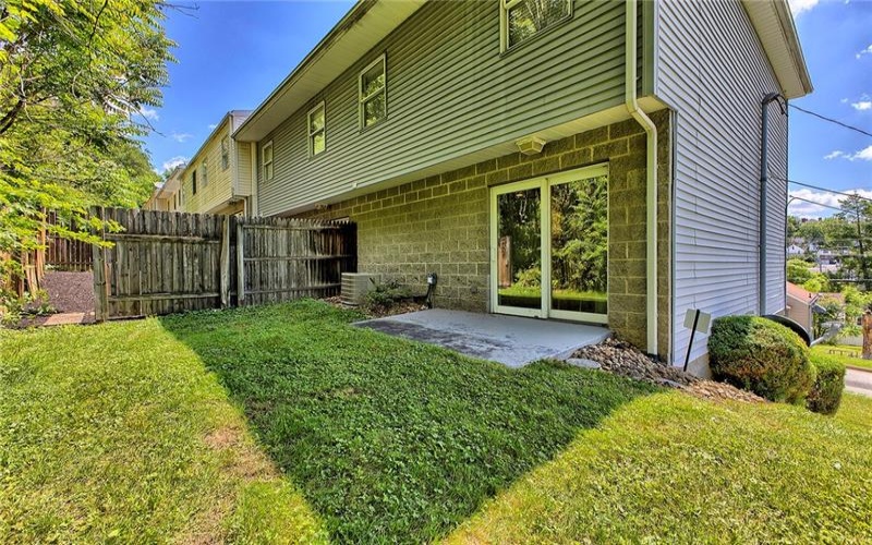 727 Dithridge St., Jeanette, 15644, 3 Bedrooms Bedrooms, 8 Rooms Rooms,1.1 BathroomsBathrooms,Residential,For Sale,Dithridge St.,1760478