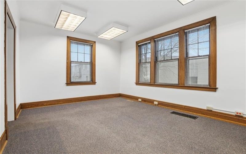 313 Morgantown St, Uniontown, 15401, ,Commercial-industrial-business,For Sale,Morgantown St,1760502