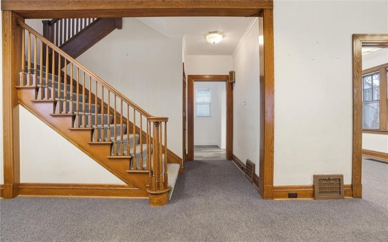 313 Morgantown St, Uniontown, 15401, 3 Bedrooms Bedrooms, 6 Rooms Rooms,1.1 BathroomsBathrooms,Residential,For Sale,Morgantown St,1760507