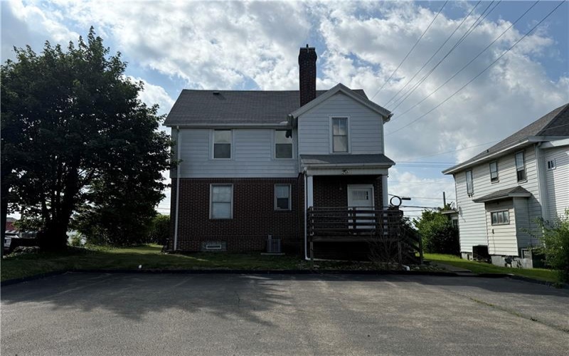 313 Morgantown St, Uniontown, 15401, 3 Bedrooms Bedrooms, 6 Rooms Rooms,1.1 BathroomsBathrooms,Residential,For Sale,Morgantown St,1760507