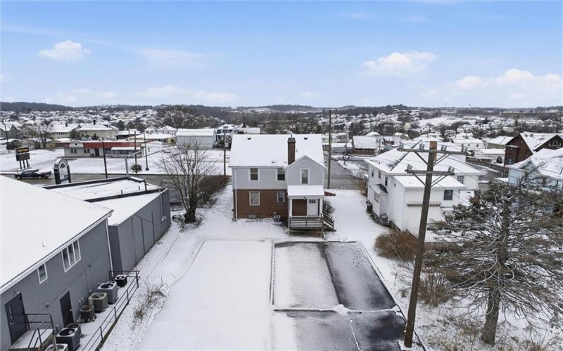 313 Morgantown St, Uniontown, 15401, 3 Bedrooms Bedrooms, 6 Rooms Rooms,1.1 BathroomsBathrooms,Residential,For Sale,Morgantown St,1760507
