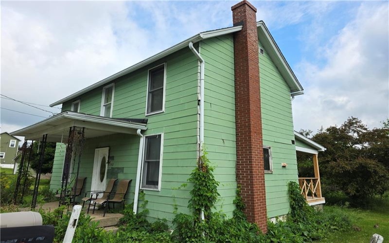 1302 Oaklawn Dr, Latrobe, 15650, 2 Bedrooms Bedrooms, ,1 BathroomBathrooms,Residential,For Sale,Oaklawn Dr,1760555