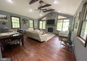4306 National Pike, Markleysburg, 15459, 2 Bedrooms Bedrooms, ,2 BathroomsBathrooms,Residential,For Sale,National Pike,1754764