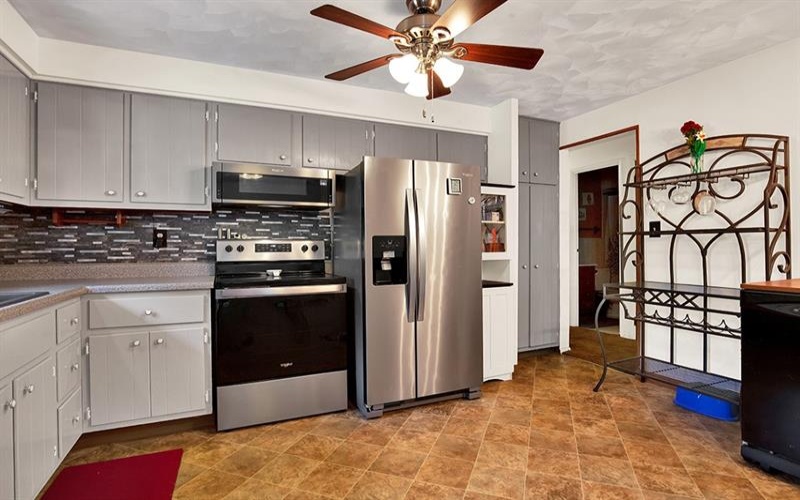 5 Shawnee Dr, Greensburg, 15601, 3 Bedrooms Bedrooms, ,2 BathroomsBathrooms,Residential,For Sale,Shawnee Dr,1757845