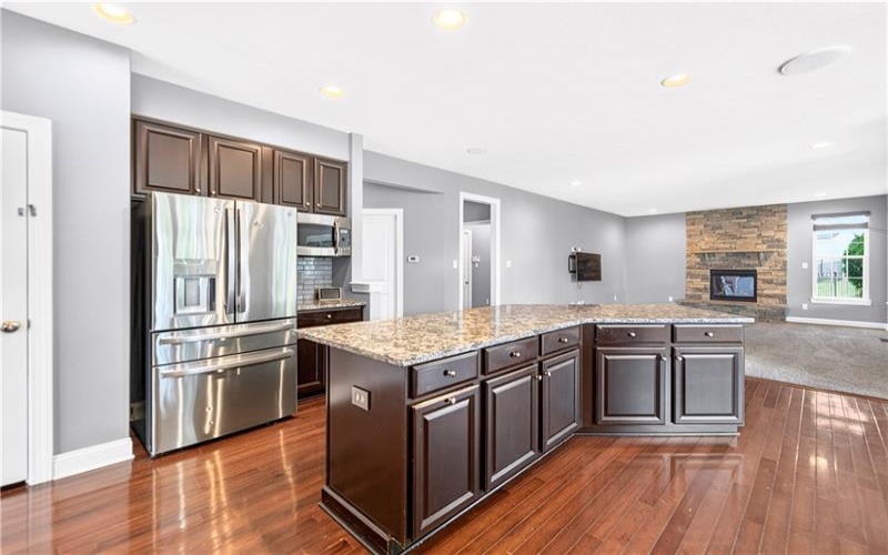 2084 Majestic Dr, Canonsburg, 15317, 4 Bedrooms Bedrooms, 12 Rooms Rooms,3.1 BathroomsBathrooms,Residential,For Sale,Majestic Dr,1759902