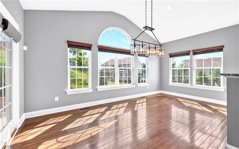 2084 Majestic Dr, Canonsburg, 15317, 4 Bedrooms Bedrooms, 12 Rooms Rooms,3.1 BathroomsBathrooms,Residential,For Sale,Majestic Dr,1759902