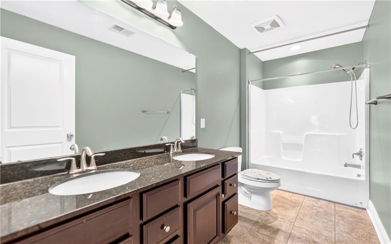2084 Majestic Dr, Canonsburg, 15317, 4 Bedrooms Bedrooms, 12 Rooms Rooms,3.1 BathroomsBathrooms,Residential,For Sale,Majestic Dr,1759902