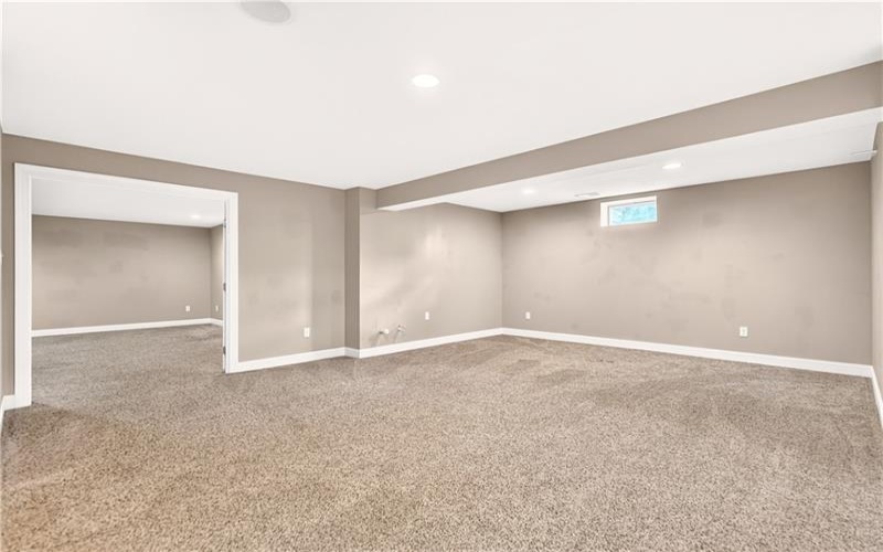 2084 Majestic Dr, Canonsburg, 15317, 4 Bedrooms Bedrooms, 12 Rooms Rooms,3.1 BathroomsBathrooms,Residential,For Sale,Majestic Dr,1759902
