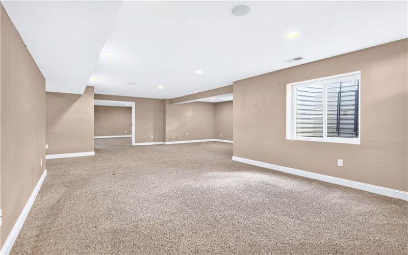 2084 Majestic Dr, Canonsburg, 15317, 4 Bedrooms Bedrooms, 12 Rooms Rooms,3.1 BathroomsBathrooms,Residential,For Sale,Majestic Dr,1759902