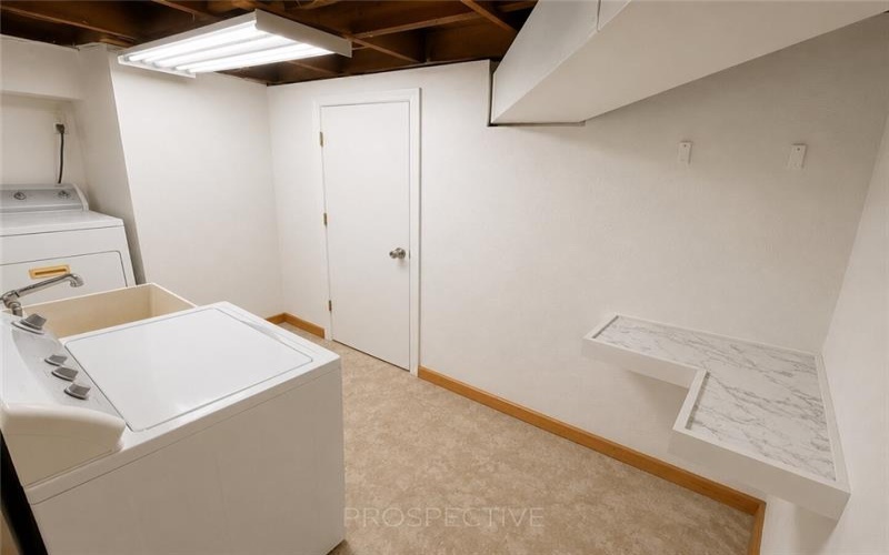 2067 Broadway Ave, Greensburg, 15601, 2 Bedrooms Bedrooms, 7 Rooms Rooms,1 BathroomBathrooms,Residential,For Sale,Broadway Ave,1760369