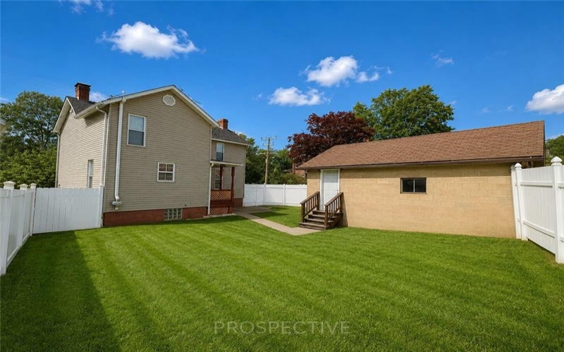 2067 Broadway Ave, Greensburg, 15601, 2 Bedrooms Bedrooms, 7 Rooms Rooms,1 BathroomBathrooms,Residential,For Sale,Broadway Ave,1760369