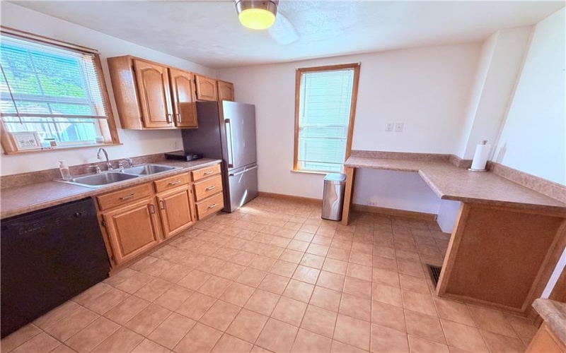 2067 Broadway Ave, Greensburg, 15601, 2 Bedrooms Bedrooms, 7 Rooms Rooms,1 BathroomBathrooms,Residential,For Sale,Broadway Ave,1760369