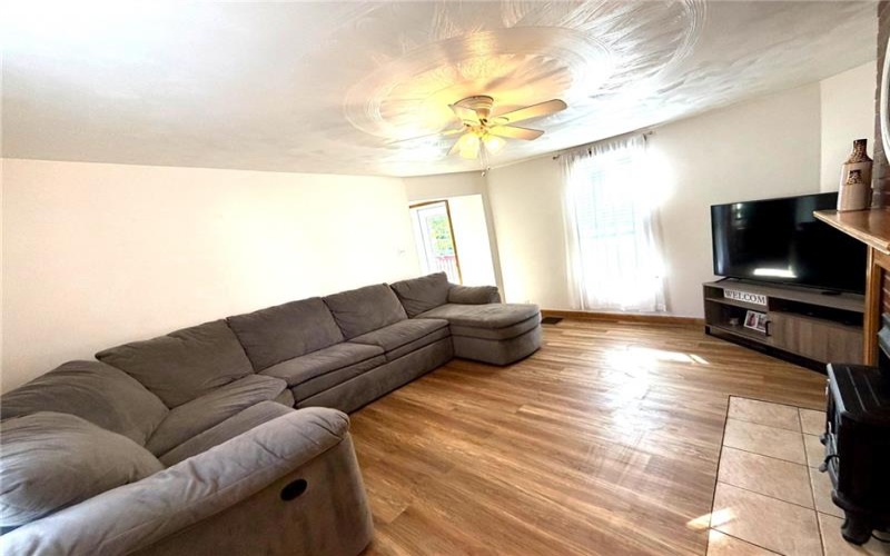2067 Broadway Ave, Greensburg, 15601, 2 Bedrooms Bedrooms, 7 Rooms Rooms,1 BathroomBathrooms,Residential,For Sale,Broadway Ave,1760369