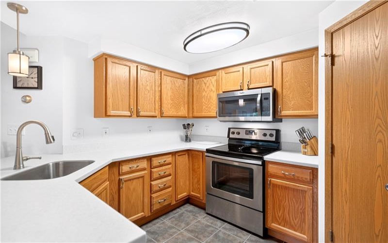 8134 Stonegate Dr, Champion, 15622, 3 Bedrooms Bedrooms, 9 Rooms Rooms,2 BathroomsBathrooms,Residential,For Sale,Stonegate Dr,1760382