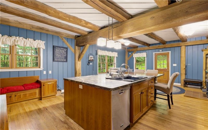 272 Mountain View Rd, Acme, 15610, 3 Bedrooms Bedrooms, ,3 BathroomsBathrooms,Residential,For Sale,Mountain View Rd,1760444
