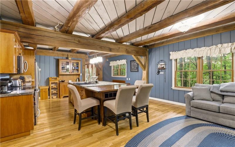 272 Mountain View Rd, Acme, 15610, 3 Bedrooms Bedrooms, ,3 BathroomsBathrooms,Residential,For Sale,Mountain View Rd,1760444