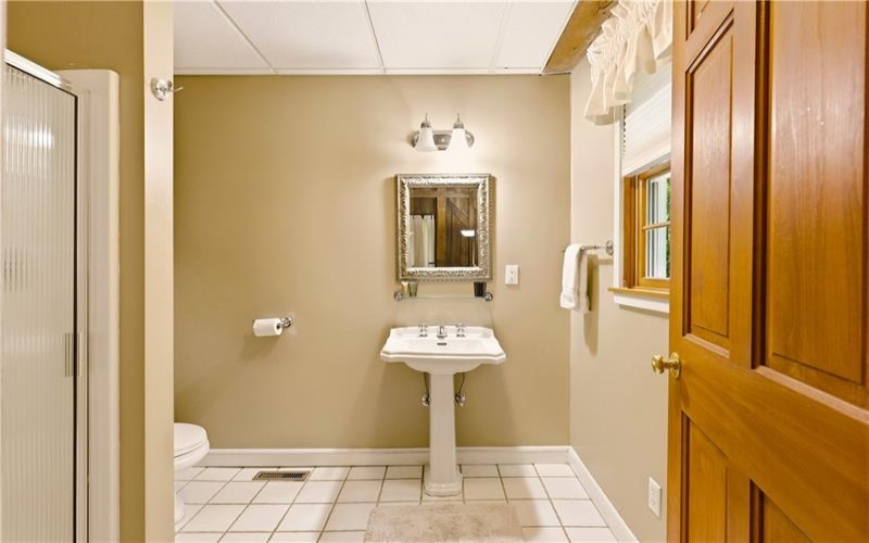 272 Mountain View Rd, Acme, 15610, 3 Bedrooms Bedrooms, ,3 BathroomsBathrooms,Residential,For Sale,Mountain View Rd,1760444
