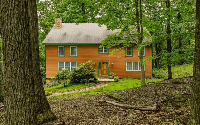 272 Mountain View Rd, Acme, 15610, 3 Bedrooms Bedrooms, ,3 BathroomsBathrooms,Residential,For Sale,Mountain View Rd,1760444