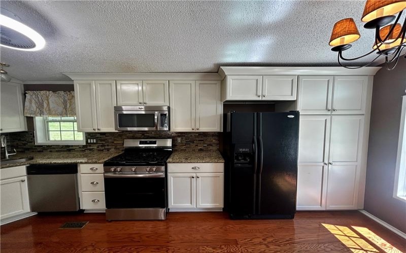 806 Center St, Boswell, 15531, 2 Bedrooms Bedrooms, ,1 BathroomBathrooms,Residential,For Sale,Center St,1760461