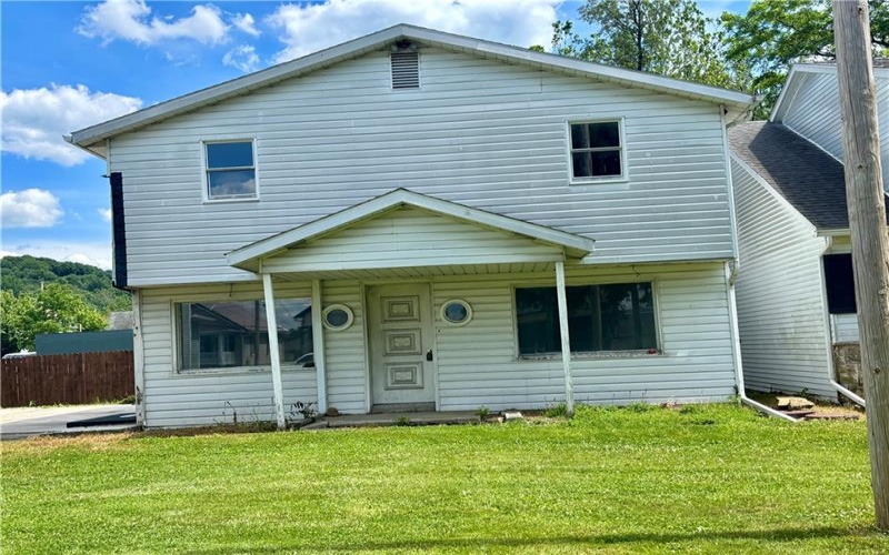314 Washington St, Hopwood, 15445, 3 Bedrooms Bedrooms, 6 Rooms Rooms,1.1 BathroomsBathrooms,Residential,For Sale,Washington St,1760568
