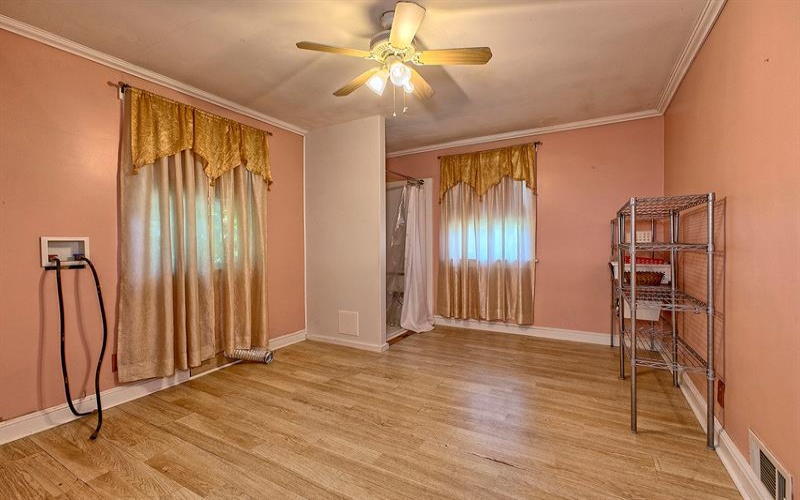 608 Wyandotte STREET, North Huntingdon, 15642, 2 Bedrooms Bedrooms, 4 Rooms Rooms,1.1 BathroomsBathrooms,Residential,For Sale,Wyandotte,1760576