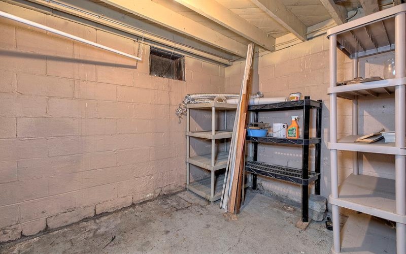 608 Wyandotte STREET, North Huntingdon, 15642, 2 Bedrooms Bedrooms, 4 Rooms Rooms,1.1 BathroomsBathrooms,Residential,For Sale,Wyandotte,1760576