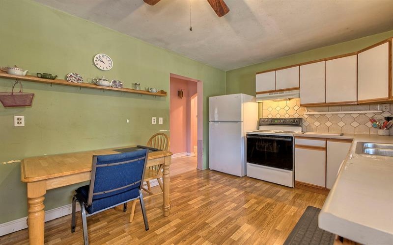 608 Wyandotte STREET, North Huntingdon, 15642, 2 Bedrooms Bedrooms, 4 Rooms Rooms,1.1 BathroomsBathrooms,Residential,For Sale,Wyandotte,1760576