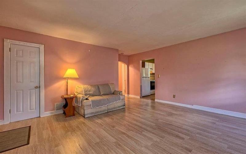 608 Wyandotte STREET, North Huntingdon, 15642, 2 Bedrooms Bedrooms, 4 Rooms Rooms,1.1 BathroomsBathrooms,Residential,For Sale,Wyandotte,1760576