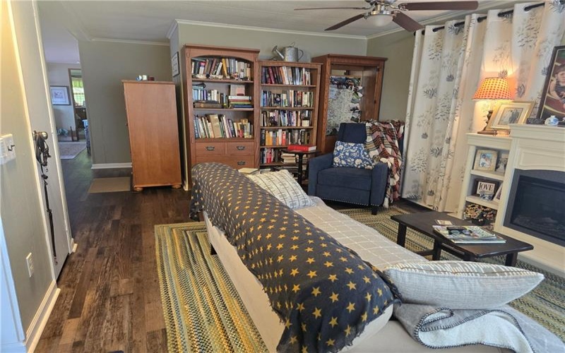 114 Sheffield Drive, Delmont, 15626, 2 Bedrooms Bedrooms, 7 Rooms Rooms,2 BathroomsBathrooms,Residential,For Sale,Sheffield Drive,1760592