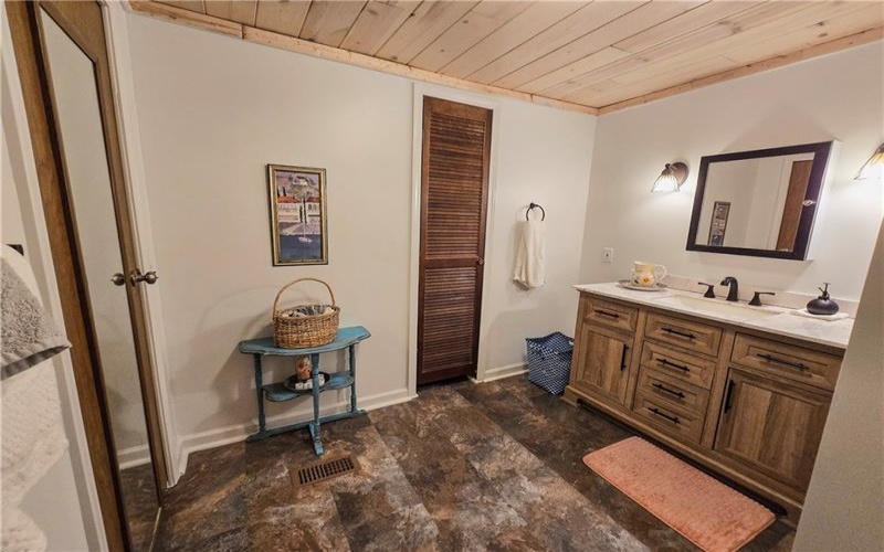 114 Sheffield Drive, Delmont, 15626, 2 Bedrooms Bedrooms, 7 Rooms Rooms,2 BathroomsBathrooms,Residential,For Sale,Sheffield Drive,1760592