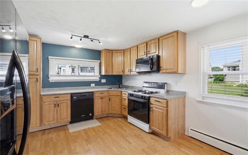 25 Lincoln Ave, Irwin, 15642, 4 Bedrooms Bedrooms, 7 Rooms Rooms,1.1 BathroomsBathrooms,Residential,For Sale,Lincoln Ave,1760614