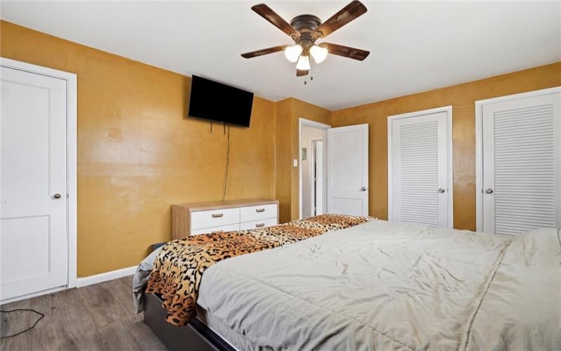 25 Lincoln Ave, Irwin, 15642, 4 Bedrooms Bedrooms, 7 Rooms Rooms,1.1 BathroomsBathrooms,Residential,For Sale,Lincoln Ave,1760614