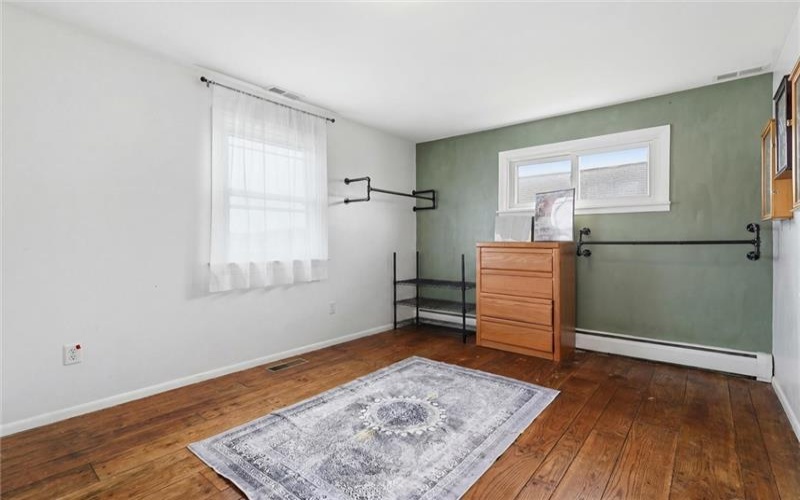 25 Lincoln Ave, Irwin, 15642, 4 Bedrooms Bedrooms, 7 Rooms Rooms,1.1 BathroomsBathrooms,Residential,For Sale,Lincoln Ave,1760614