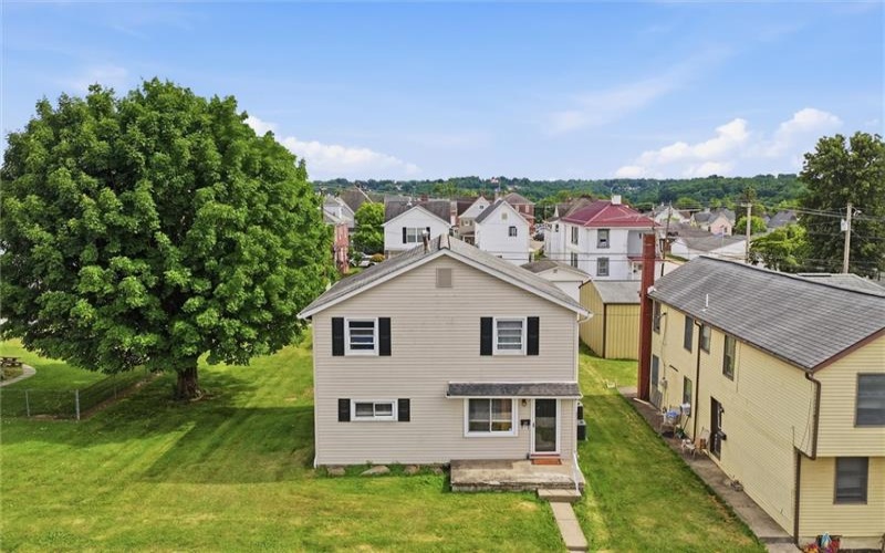 25 Lincoln Ave, Irwin, 15642, 4 Bedrooms Bedrooms, 7 Rooms Rooms,1.1 BathroomsBathrooms,Residential,For Sale,Lincoln Ave,1760614