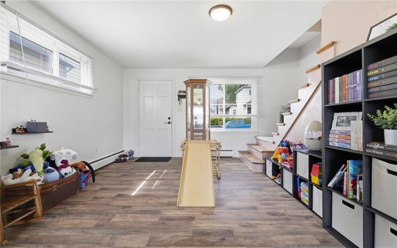 25 Lincoln Ave, Irwin, 15642, 4 Bedrooms Bedrooms, 7 Rooms Rooms,1.1 BathroomsBathrooms,Residential,For Sale,Lincoln Ave,1760614
