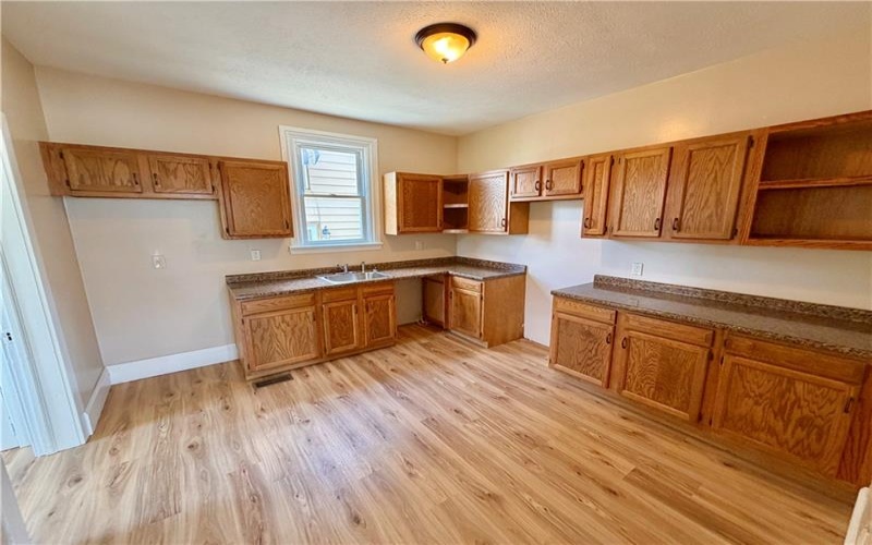 62 Highland Ave, Uniontown, 15401, 3 Bedrooms Bedrooms, ,1 BathroomBathrooms,Residential,For Sale,Highland Ave,1760635